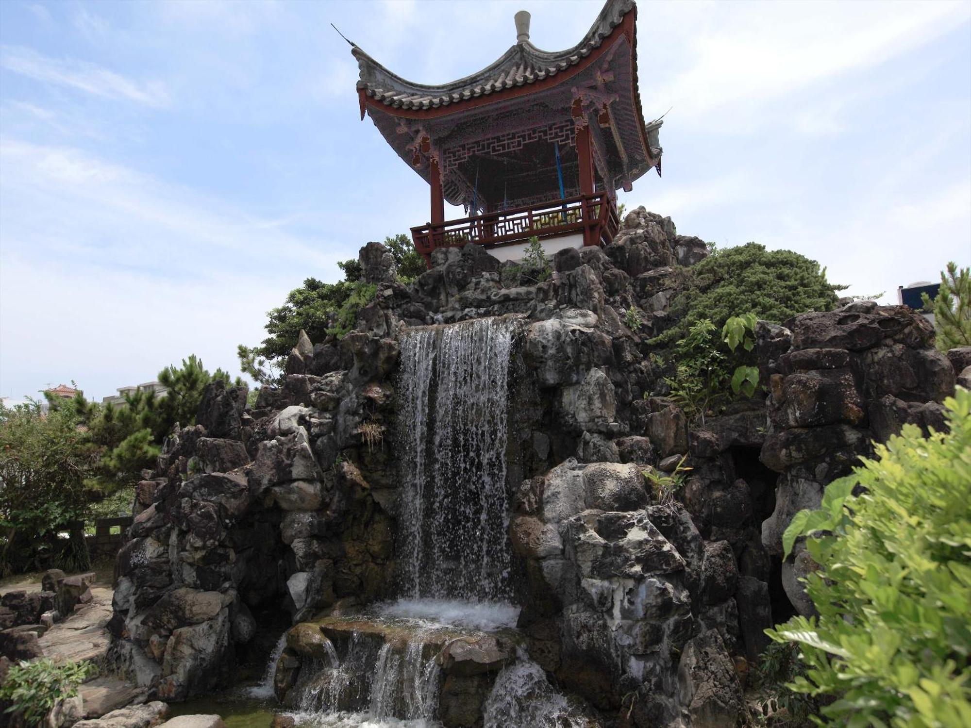 Guest House Grand Naha Exterior foto