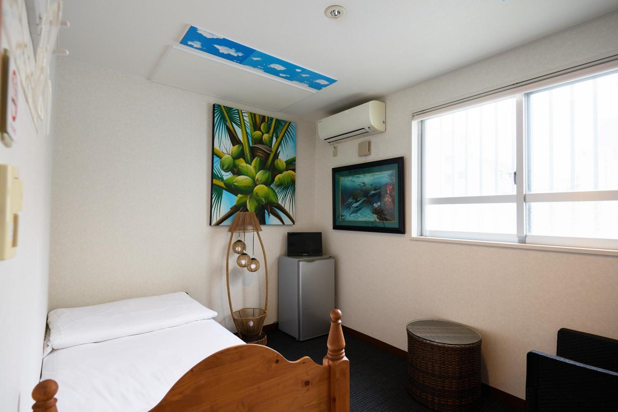 Guest House Grand Naha Exterior foto