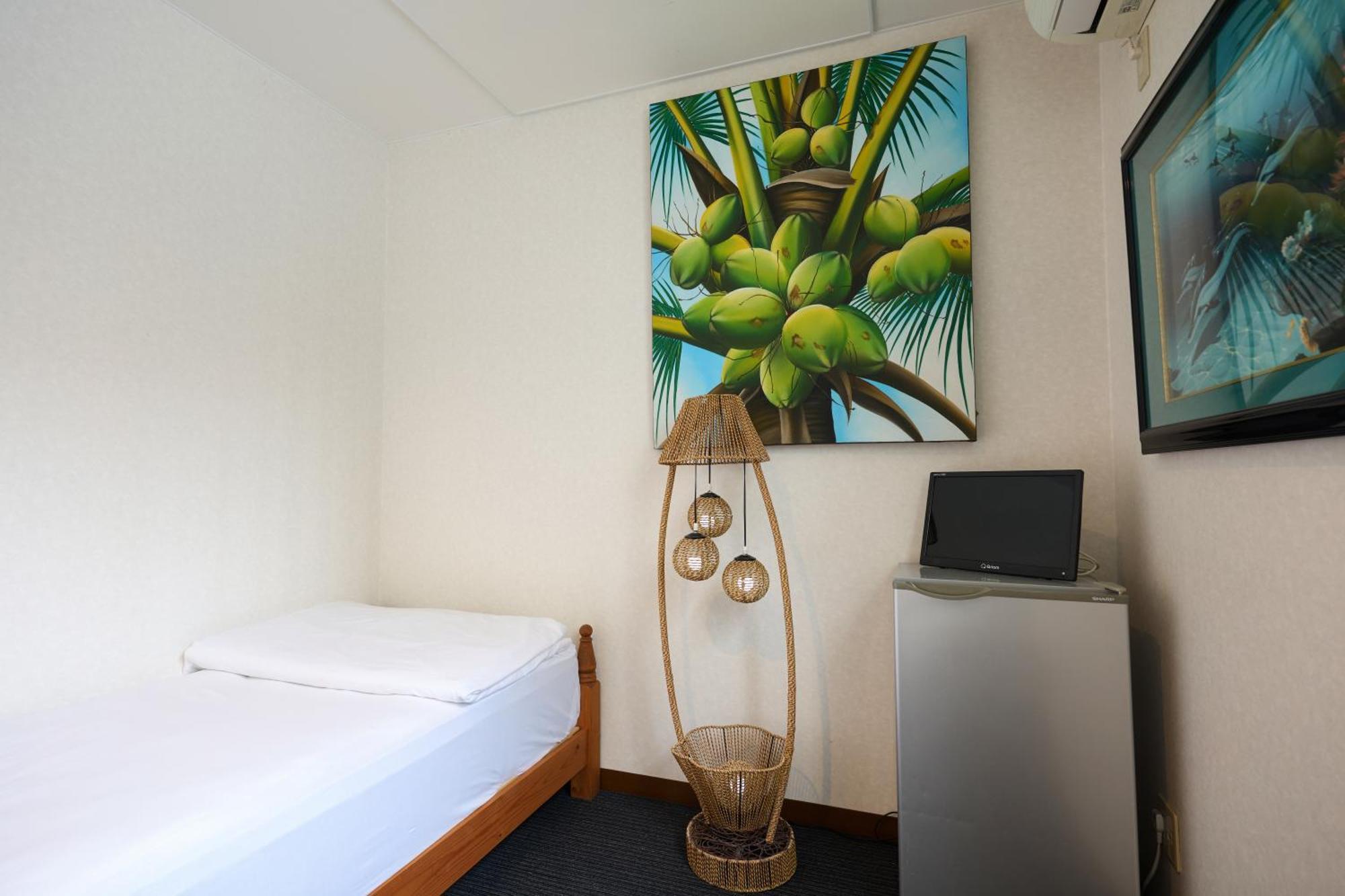Guest House Grand Naha Exterior foto